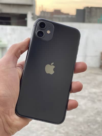 Iphone 11 Water pack Factory unlock 86%bettery health