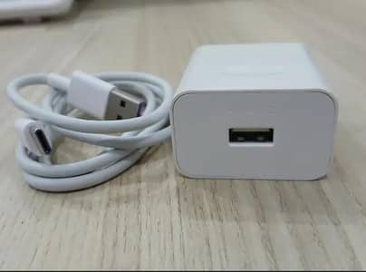 charger+2 cabls +hanfree