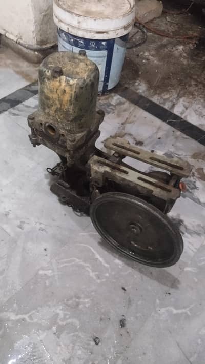 Donkey Water pump used slightly work needed.