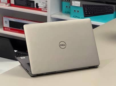 Dell Latitude UltraSlim Core i5 11th Generation 16GB Ram / 256GB SSD