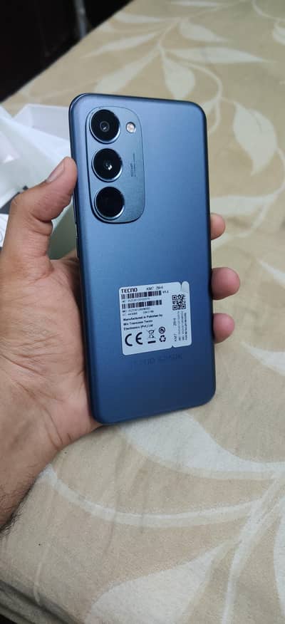 TECHNO SPARK 40 PRO PLUS IN BLACK