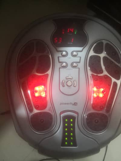 Body massager, shaking machine