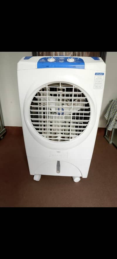 12v dc air cooler. like new