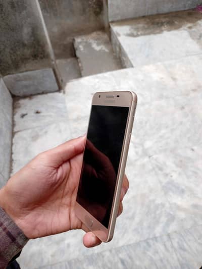 Samsung Galaxy J5 Prime – Good Condition