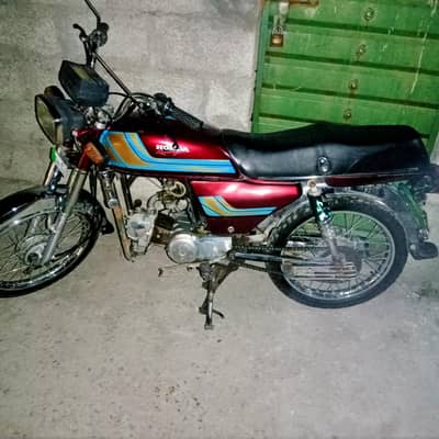bike for sale only untreated person or contact on WhatsApp