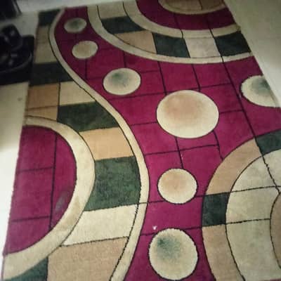 Rug/like new/maroon beigh 2 carpet one big one small