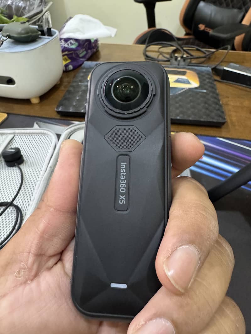 Insta360 X5 1