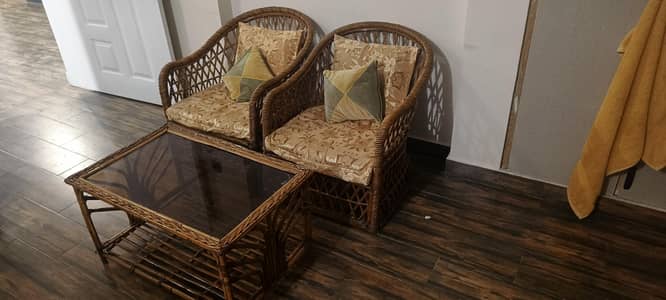 Ratan furniture 4 chairs with table