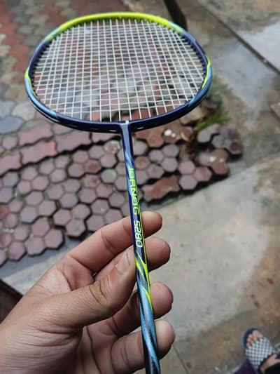 single good quality badminton