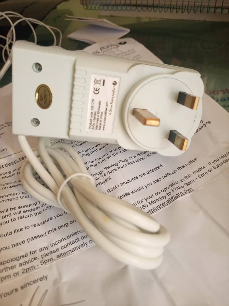 LIME  Energy Saving Plug 1