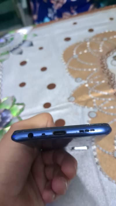 Oppo F19 6/128 single  sim approved