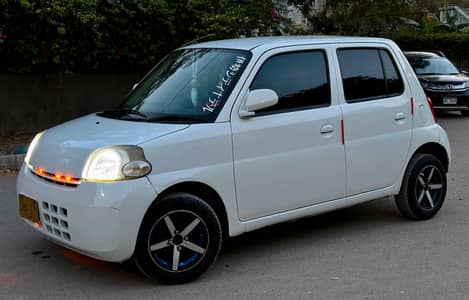 Daihatsu Esse 2011/14 full option