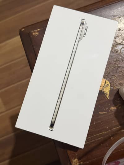 I phone 17 Air 256 non pta box packed