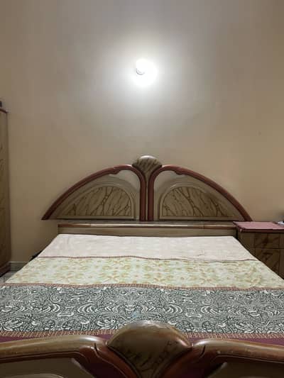 Complete bed set for sale