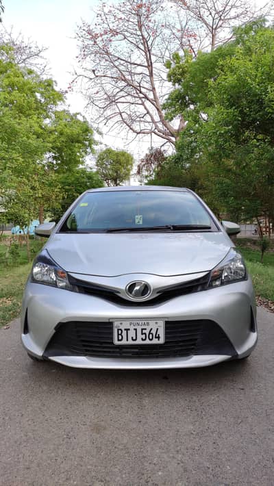 Toyota vitz, 2nd owner, only 53,000km driven.