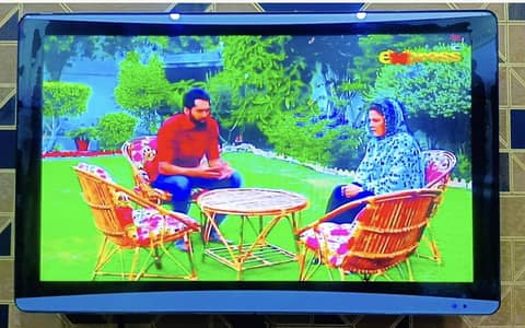 22 Inch Full HD LED TV