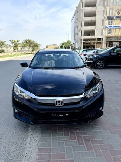 Honda Civic 2018 UG full option red meter