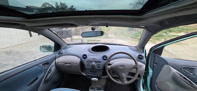 Toyota vitz 1.3