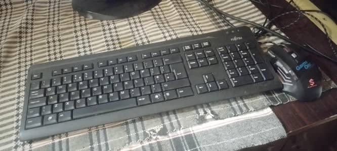 Gaming Pc (with free keyboard,mouse]