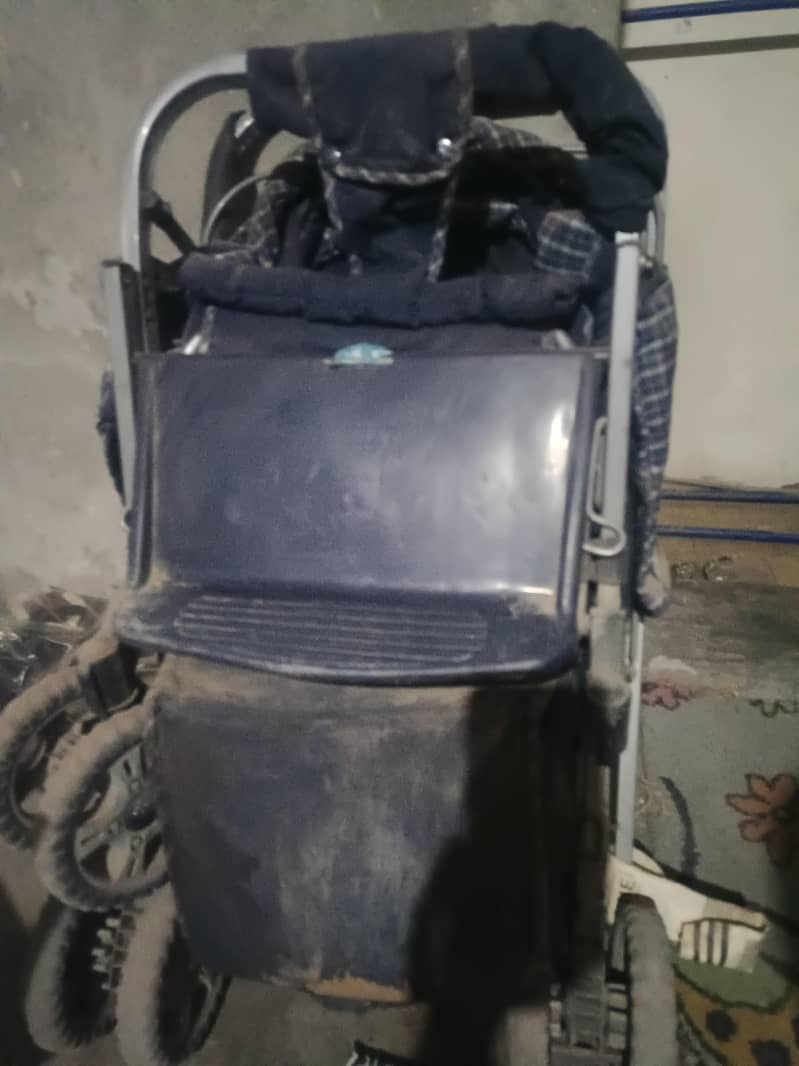 stroller 1