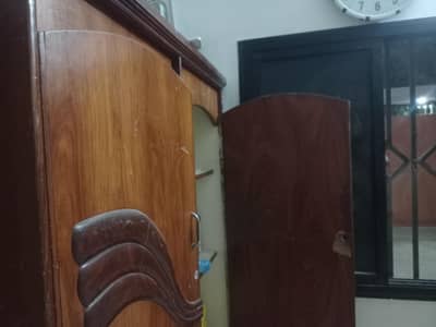 this is full set furniture