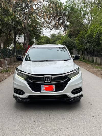Honda Vezel Hybrid RS Honda Sensing 2018