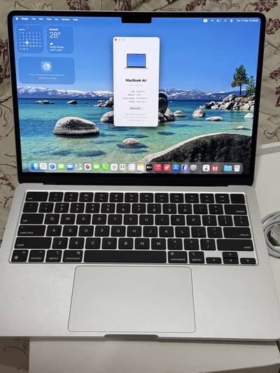 MacBook Air M3 13”8/256 100% health full box