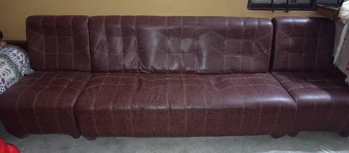 5 seater sofa  new condition
