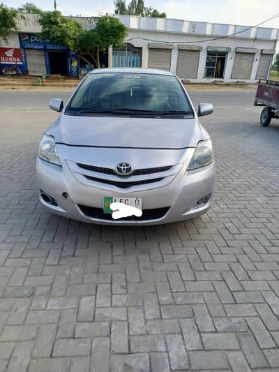 Toyota Belta 1000 cc/1/2/pice ki teaching hi new tyre new remsLCD mera