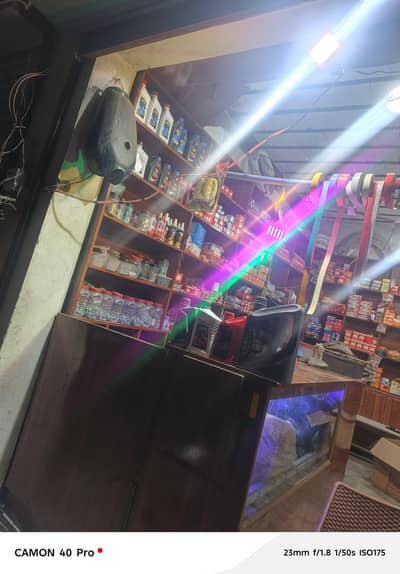 Bike spare parts ke shop hai us k liye macanic ke zaroort hai