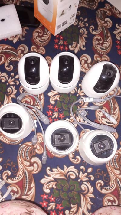 6 camery han 2 new camera   and 4  used