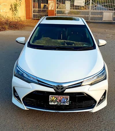 Full Original Condition  1 piece touchup