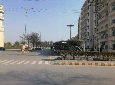 A 12 Marla Flat Has Landed On Market In Askari 11 Of Lahore