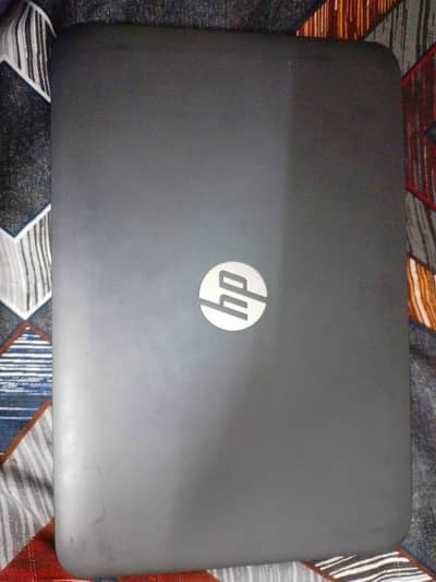 HP Stream 11 Pro Laptop – Intel Celeron N2840 / 2GB RAM / 32GB SSD