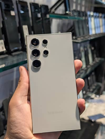 Samsung S24 Ultra 12/256gb Full box Non Pta ( factory Unlocked)