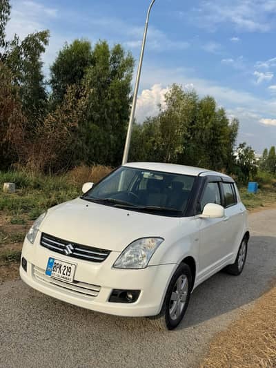 Suzuki Swift dlx model 2018