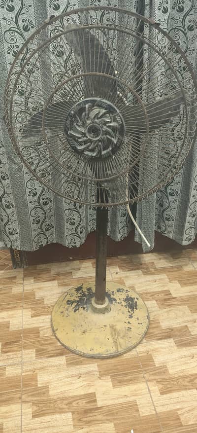 DC 12 Volt Fan 18" (Good Condition)