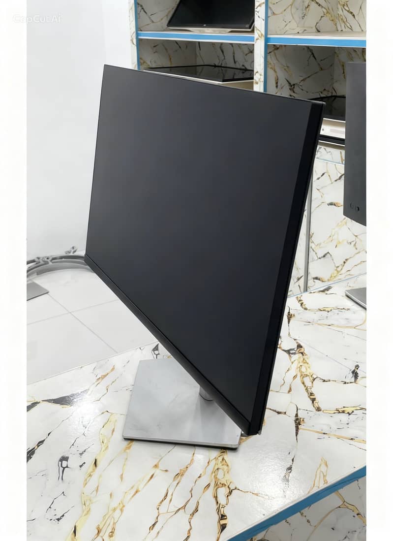 27 inch boder less 0