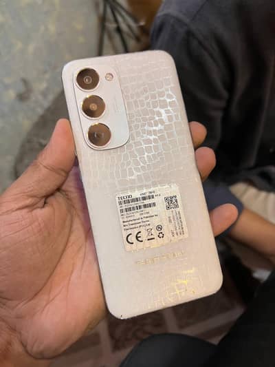 Tecno Spark 40 pro plus 8GB 256GB complete box