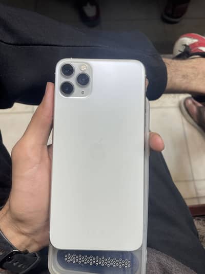 Iphone 11 pro max Pta Approved
