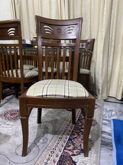 URGENT SELL DINNING TABLE WITH 6 CHAIRS
