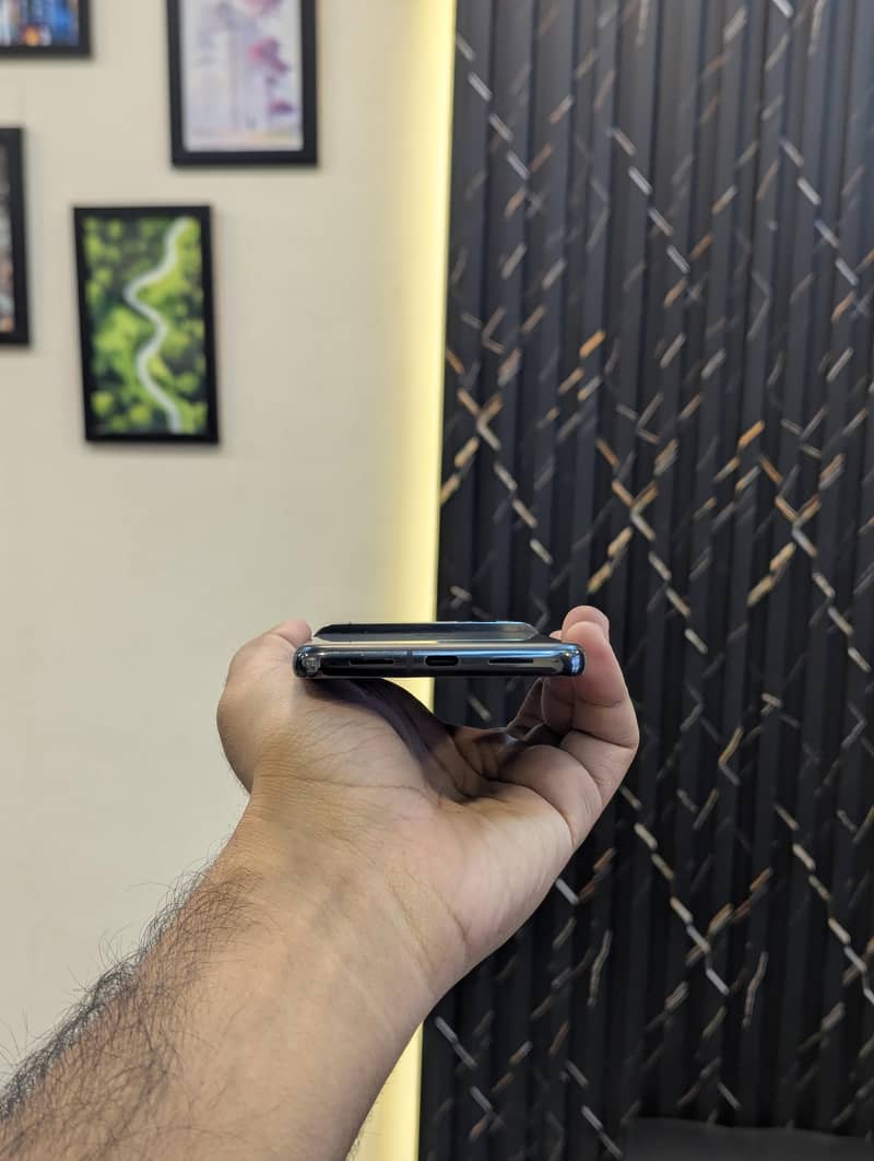 Google Pixel 8 Pro 3