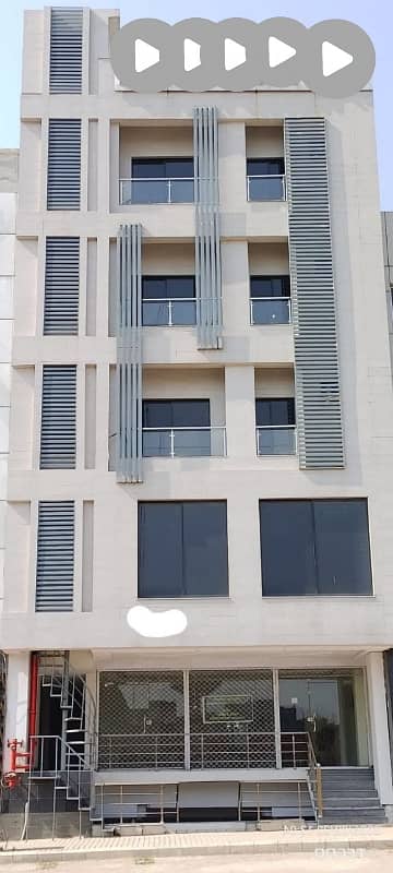 Mummy City 8 Marla Commercial Building For Sale