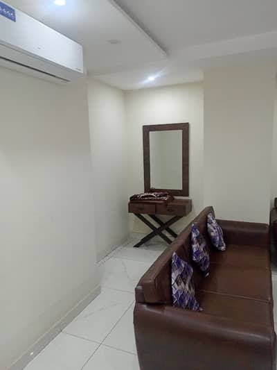 Gulberg 1 Bed Studio Is Available On Rent.