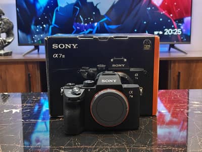 Sony A7iii ( A73 ) Brand new