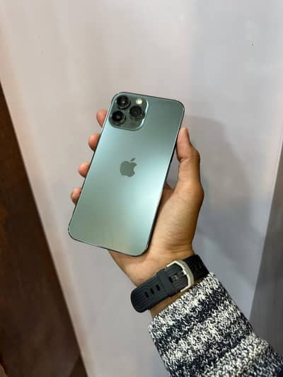 Iphone 13 pro max | Factory unlock 256gb | 96 battery health