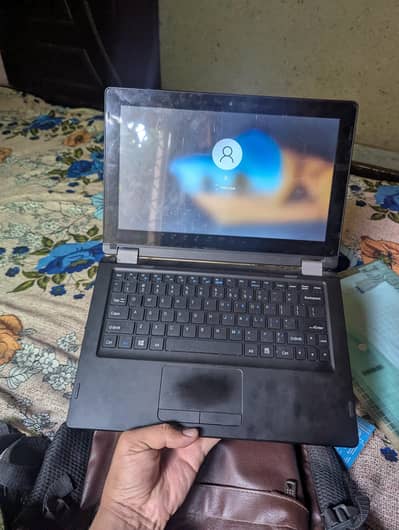 Laptop for sale with touch screen 1000+ gb memory