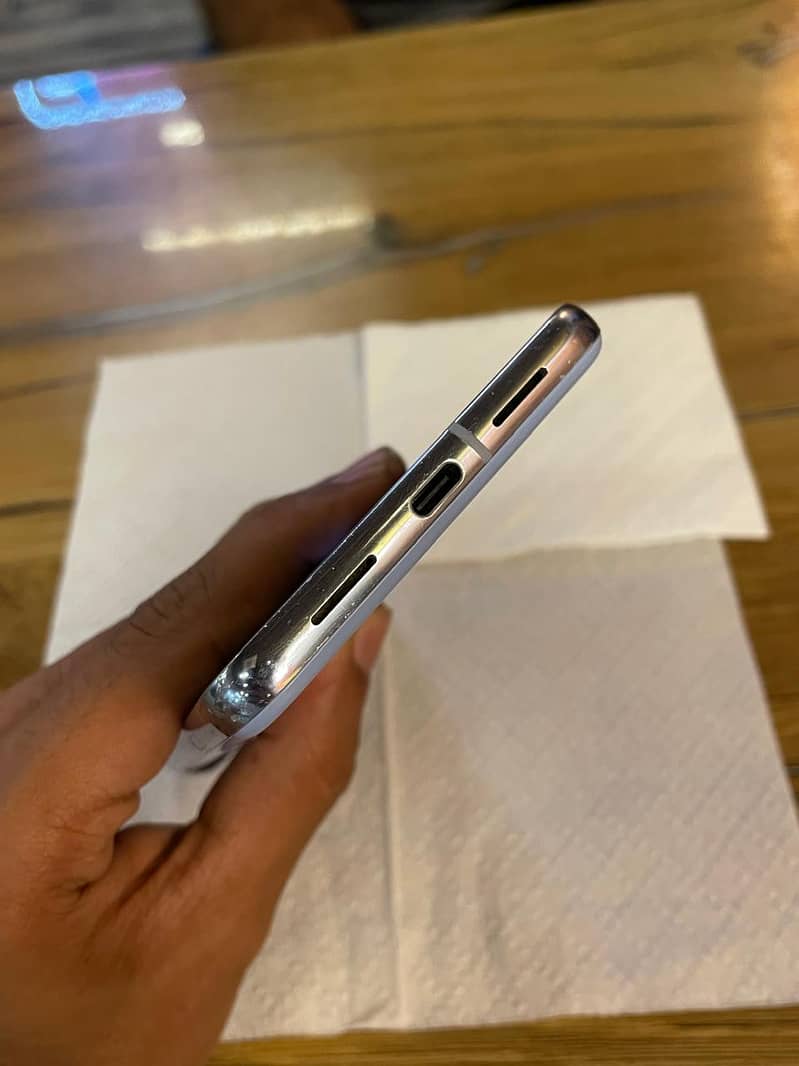 Google Pixel 8 Pro 5