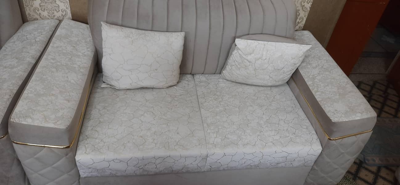 Sofa set 3