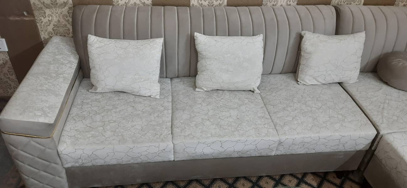 Sofa set 5